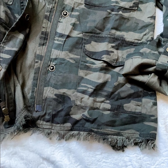 Sanctuary Camo Fringe Hem Zip Up Jacket - Picture 7 of 8